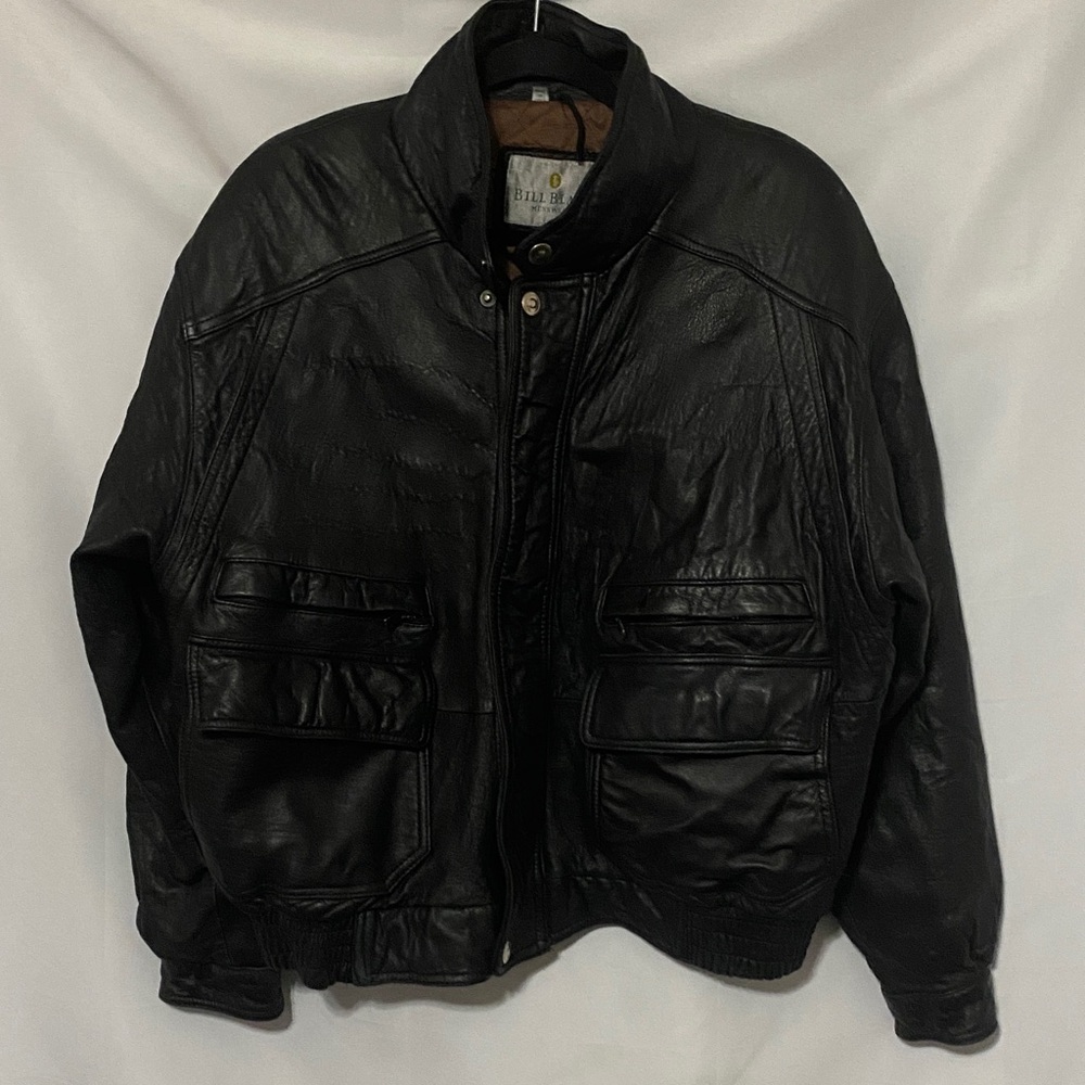 Bill Blass Menswear Size Large‎ VINTAGE BROWN LEATHER BOMBER JACKET  SMALL TEAR